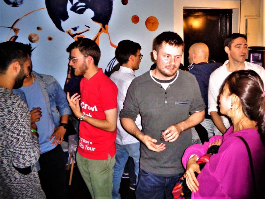 Zurich: Pub Crawl Nightlife Tour with Shots and Snacks - Shots, snacks, and the real cost at $39